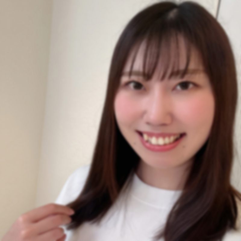 FC2PPV 4934647 白皙高挑的极品身材！约会禁欲已久的营业事务妹子,掏出硬邦邦的家伙让她瞧瞧,没想到反应超淫荡,忍不住连续内射四次
