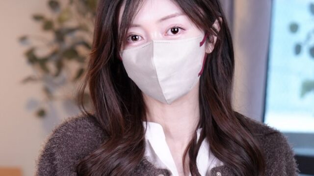 FC2PPV 4935049 45岁美魔女颜值身材俱佳,与年下男口交素股尽情享受,浓精大礼奉上