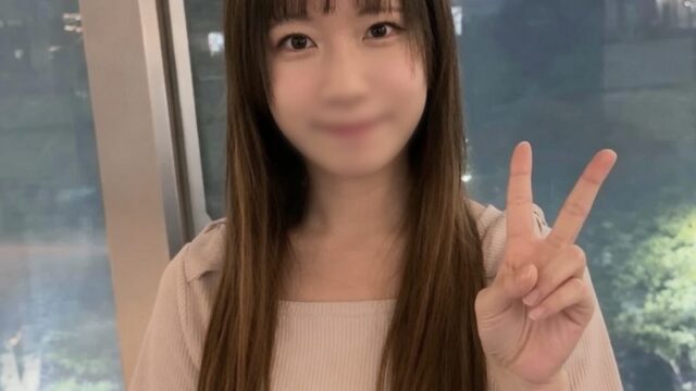 FC2PPV 4937267 首次拍摄172cm、20岁体操教室超高挑苗条美人「真的要直接来吗…？」久未有男人的她被上翘巨根顶到子宫口，剧烈痉挛大量潮吹，紧致小穴被中出