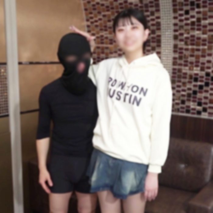 FC2PPV 4937803 首次拍摄两次发射，曾全国参赛经历的白皙高挑美女，经验尚浅的小穴首次中出