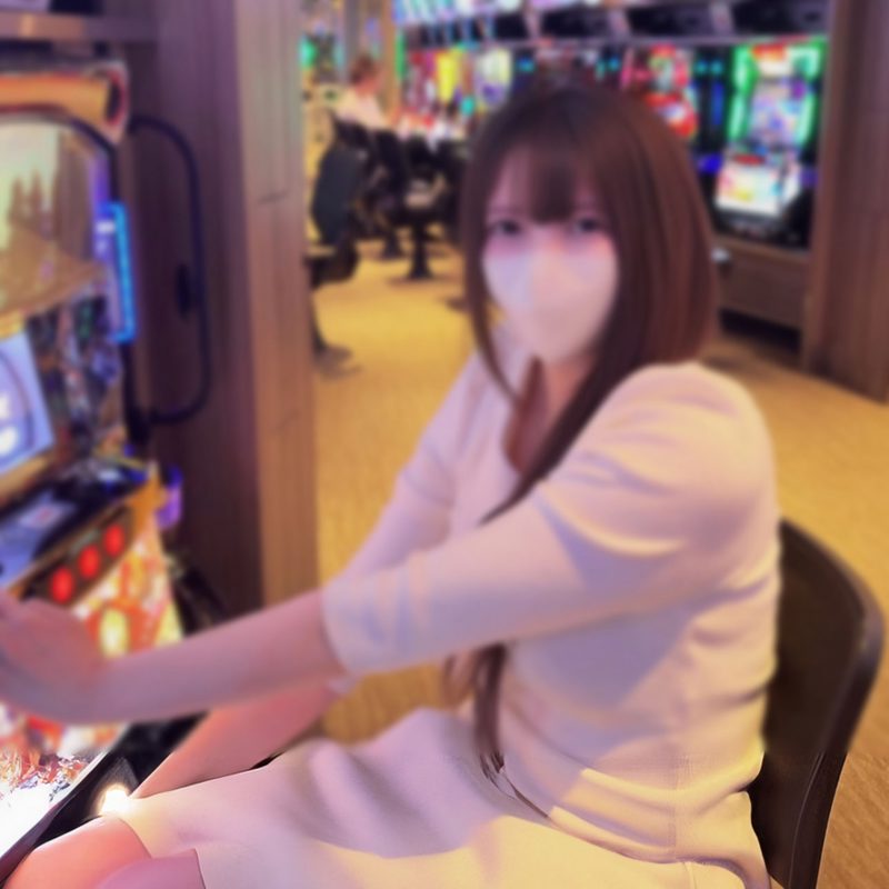 FC2PPV 4939451 乳头高潮,关西女生因缺钱借钱被偷拍,敏感大阴蒂被玩弄到销魂,真枪实弹内射