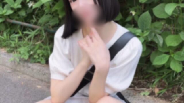 FC2PPV 4941025 反差萌人气女仆咖啡厅妹子野外露出play，娇小身材撩人遐想，室内外双重中出