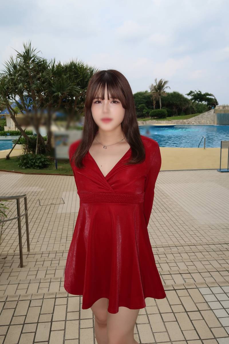 FC2PPV 4963332 女友可爱到犯规,户外羞涩口交后直接站立后入,深夜大胆露出啪啪还浓浓内射