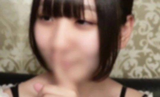 FC2PPV 4971169 【首次拍摄】天然浓密体毛的十几岁女学生，超可爱未成熟白皙美女的淫荡姿态