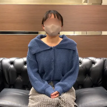 FC2PPV 4992189 老实职场新人遭偷腥:只肯让男友戴套的她,被操到意识模糊失神 [中文字幕]
