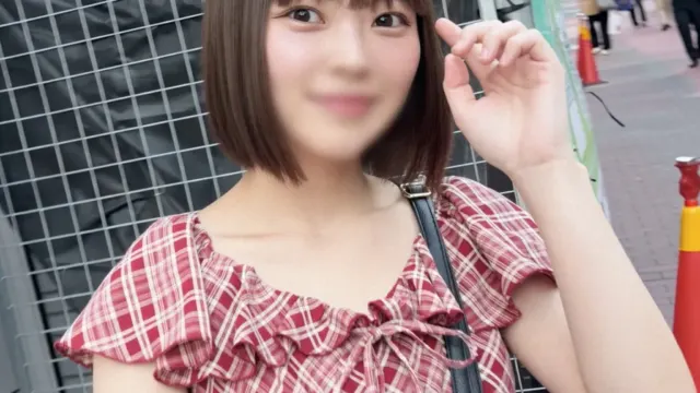 FC2PPV 4992271 【11月3日截止1290pt】纤瘦淑女系美院女生首次出镜，敏感身体在翘挺肉棒抽插下止不住颤抖，「那里好舒服…」娇羞中淫水四溢，最终被灌满一整管浓精 [中文字幕]